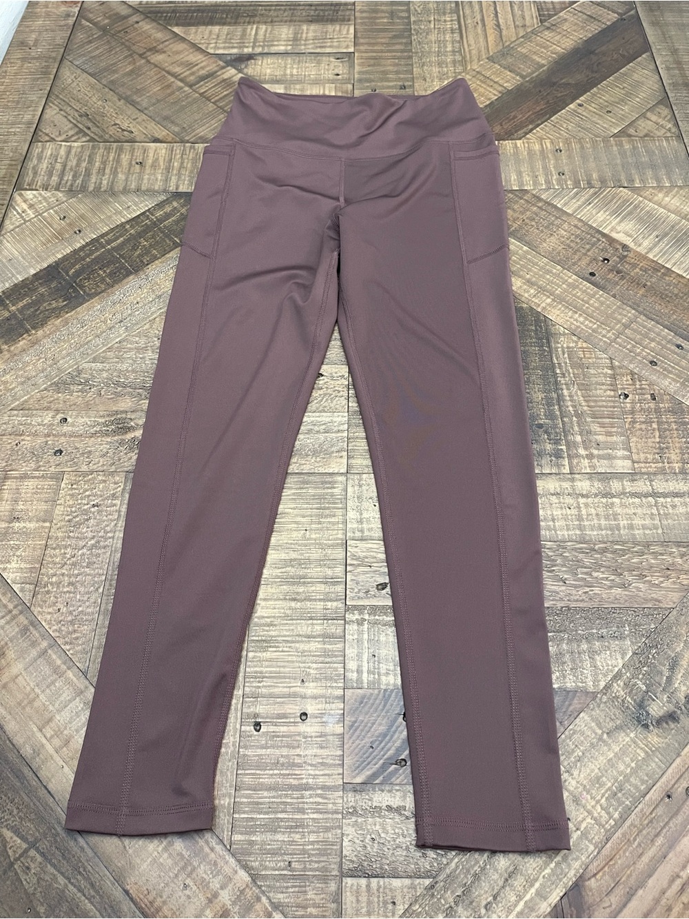 LEG3ND High-Waist Pocket Leggings – Mauve/Brown